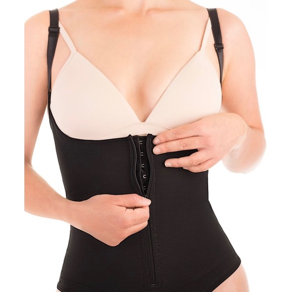Shapewear - Picture 5 of 6